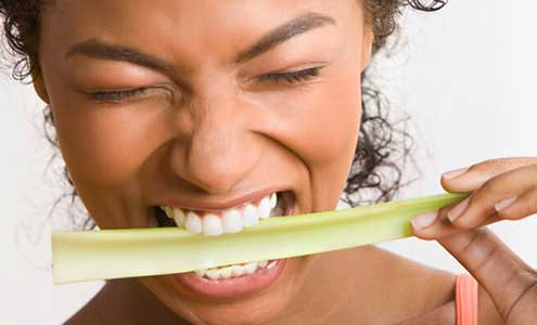 اهمیت تغذیه برای دندان